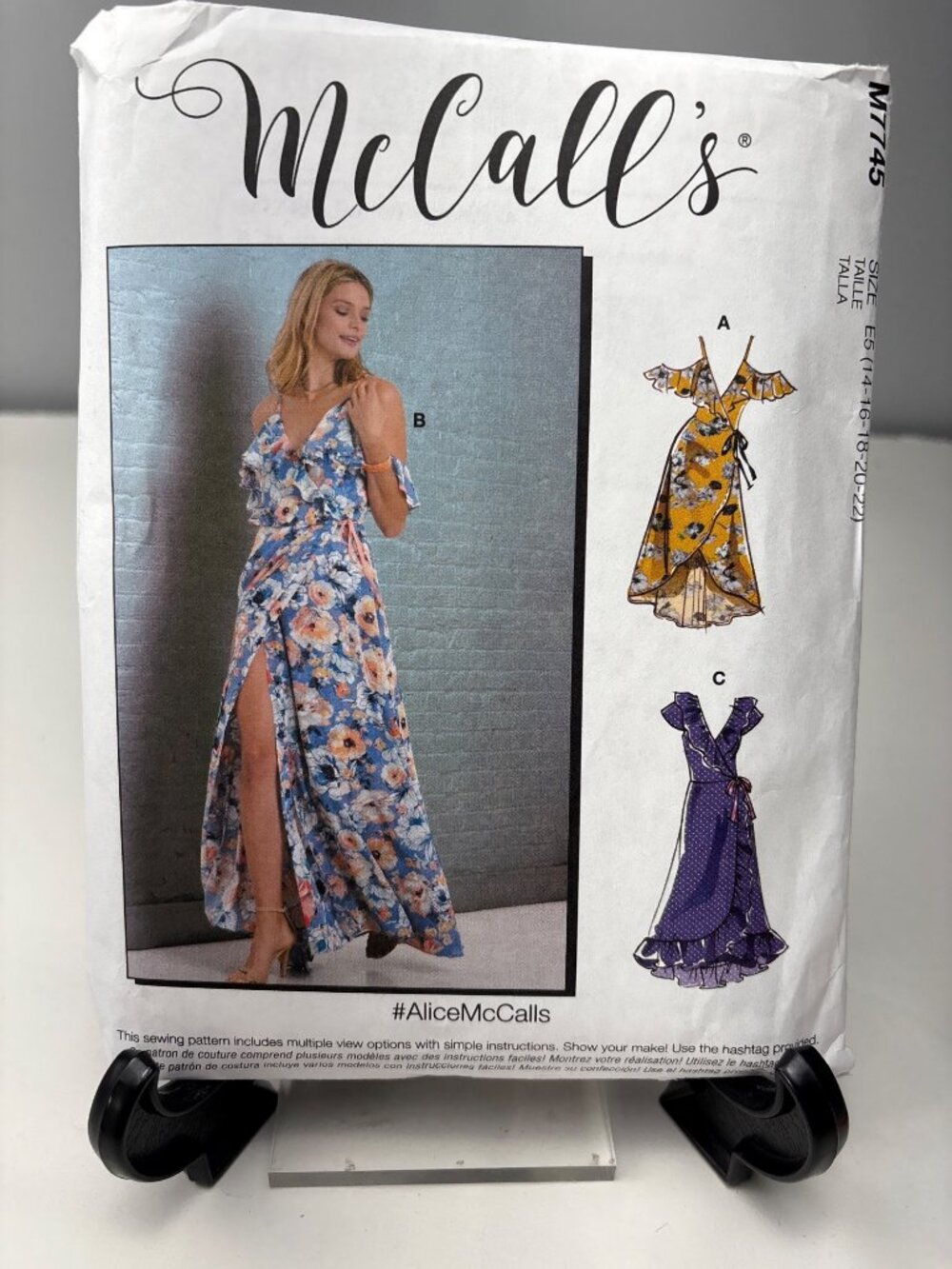 McCalls M7745 Misses Dress Sewing Pattern Size 14-16-18-20-22 Uncut